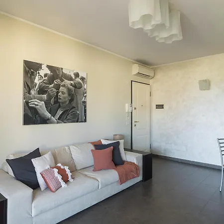 Apartament Montecarlo Charme