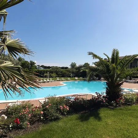 Charme Relax E Terrazza A Vista Apartment Sirmione